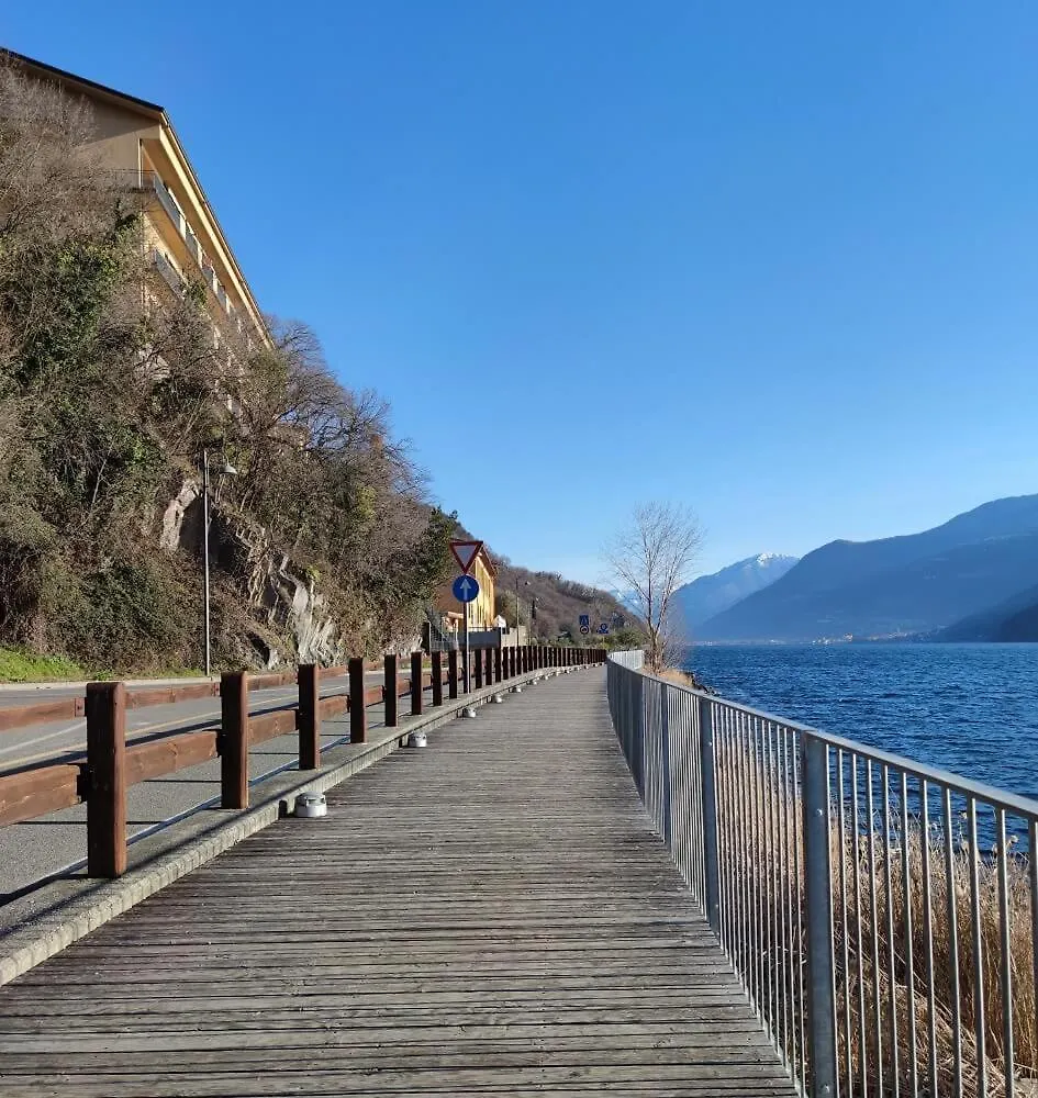 Lake Soft Blue Mountain Lake Iseo Hospitality Riva di Solto Italia